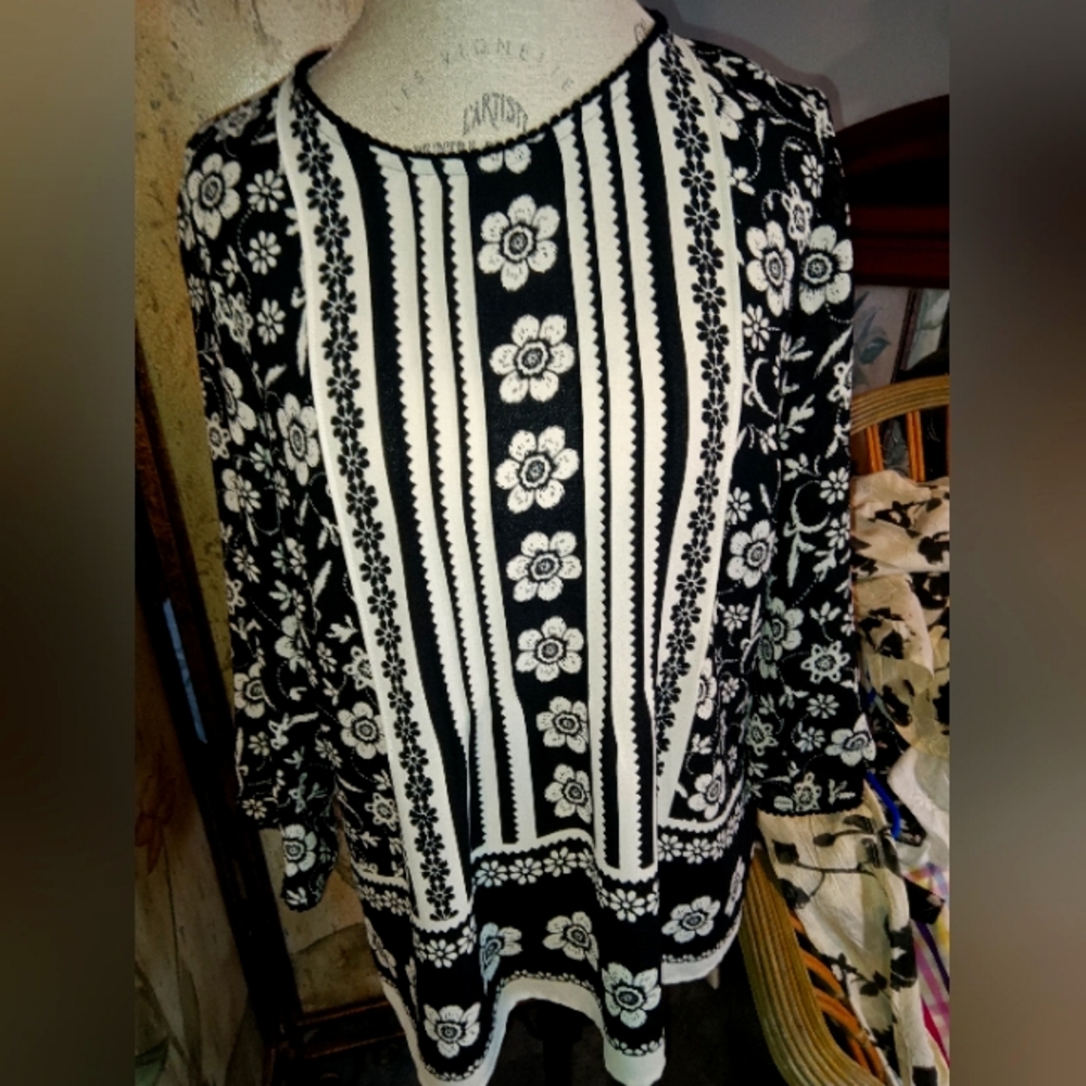 Jjill floral blouse